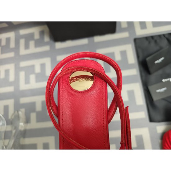 YSL Heels Top Quality Collection
Women 35-41