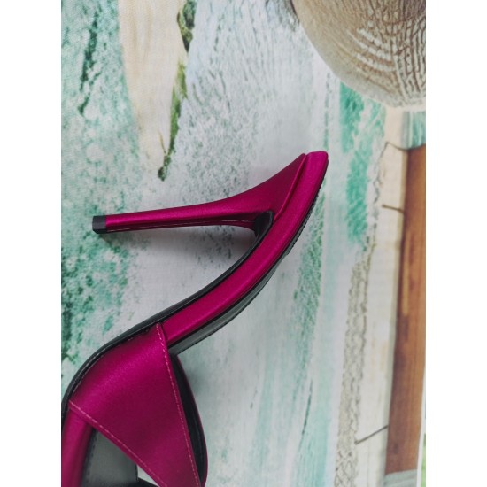 YSL Heels Top Quality Collection
Women 35-41