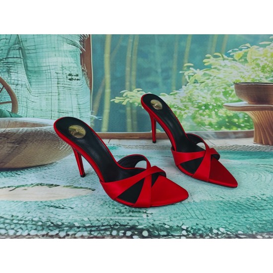 YSL Heels Top Quality Collection
Women 35-41