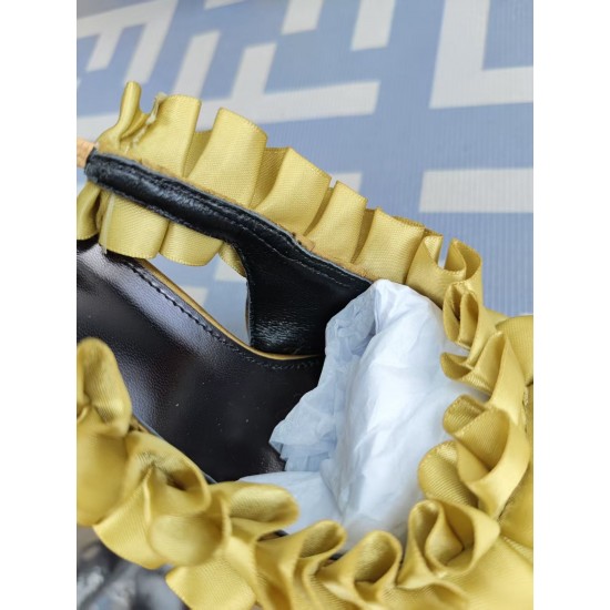 YSL Heels Top Quality Collection
Women 35-41