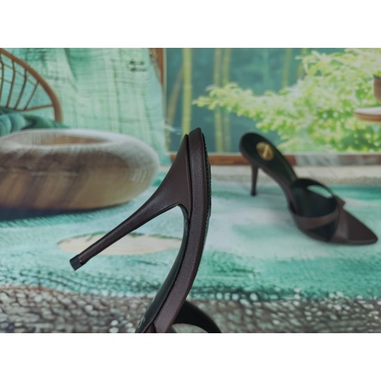 YSL Heels Top Quality Collection
Women 35-41