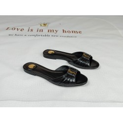 YSL Heels Top Quality Collection
Women 35-41