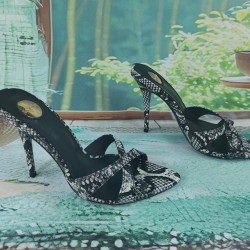 YSL Heels Top Quality Collection
Women 35-41