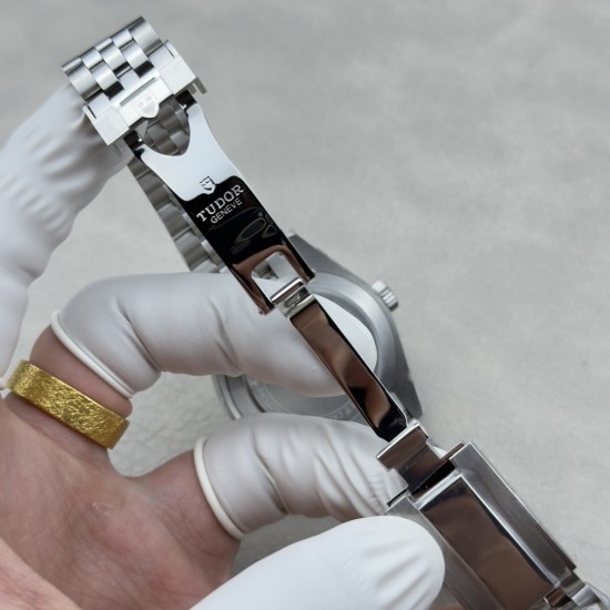 Tudor Watches: Top Quality
