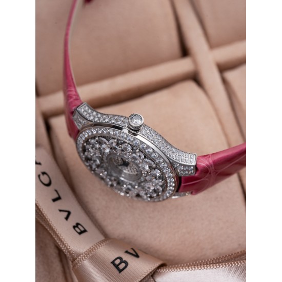 Van Cleef Watch: Top Quality