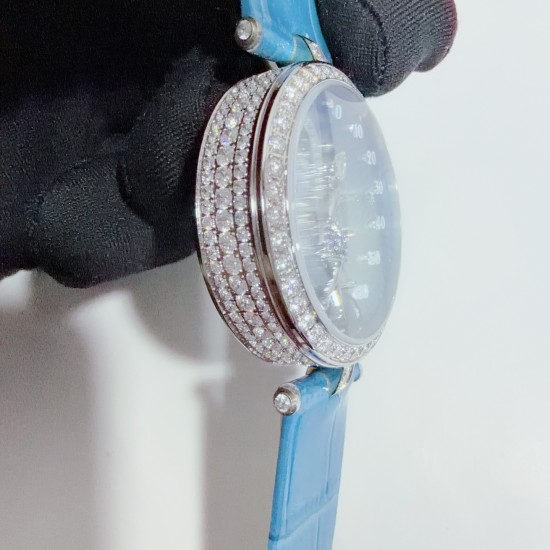 Van Cleef Watch: Top Quality