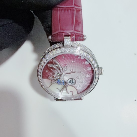 Van Cleef Watch: Top Quality