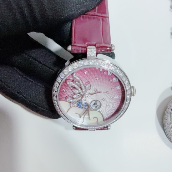 Van Cleef Watch: Top Quality