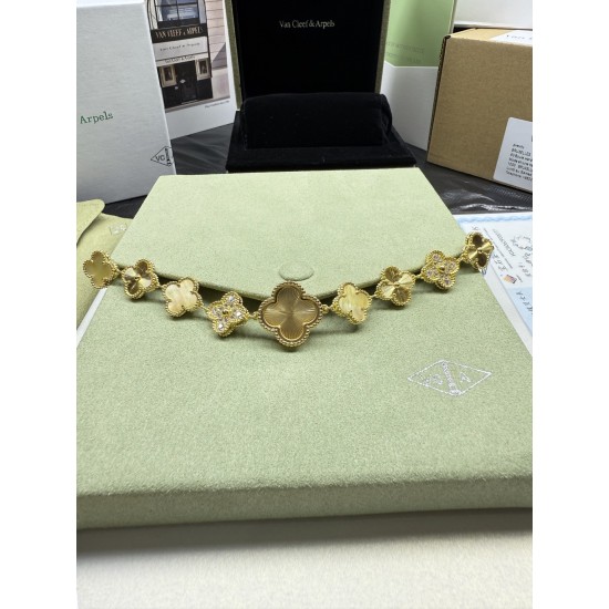 Van Cleef Watches: Top Quality