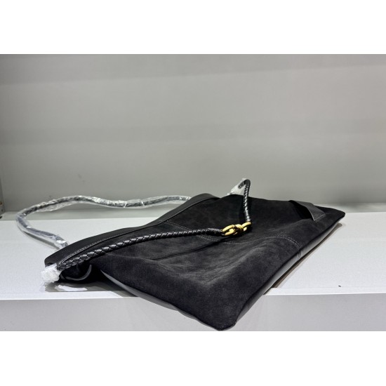 BV Brushed Patchwork Leather Reversible Large
Model No.: Large: 99088
         Small: 99091#
Large size: 47*37cm
Small size: 40x35cm
Material：Frosted Patchwork Leather