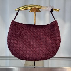 Autumn and winter frosted the latest single sardine gold bronze metal handle by artisans handmade, each handle has a subtle difference, so that each piece of work is unique. Model No.: 5969# Size: 32CM