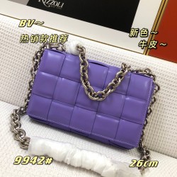 2020 fall and winter newest single product padded cassette chain pillow bag sunny orange 