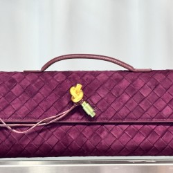 New Weave Clutch Bag / Slant Down Bag Frosted Leather
Size: 34X14X7
Model No. 9906-2#
#The tiny one is really super lightweight and textured, super elegant!