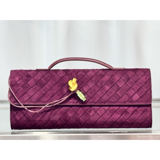 New Weave Clutch Bag / Slant Down Bag Frosted Leather
Size: 34X14X7
Model No. 9906-2#
#The tiny one is really super lightweight and textured, super elegant!