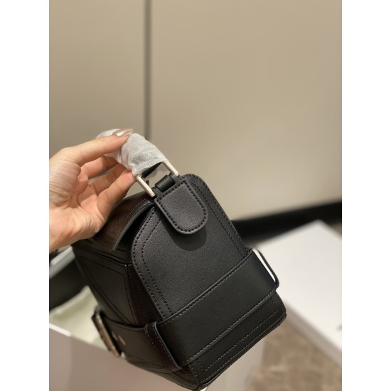 480 Customized version out of Lowe's biker punk look Soft calf leather Fully packaged