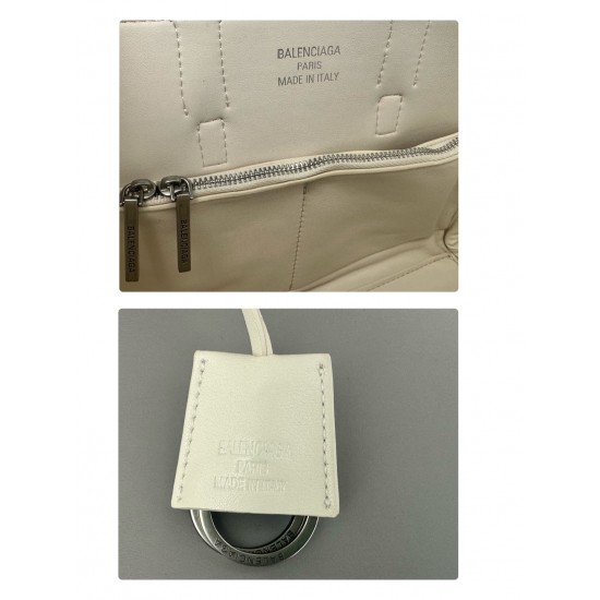 360 mini mini series Bel Air white smooth cowhide leather mini handbag decorated with old silver metal with removable leather keychain two buckle ring turn lock closure with front buckle strap can be free to switch the style on the body cool spicy full bi