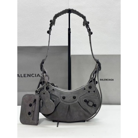 Small frosted gray spot Balenciag Le Cagole half-moon tooth armpit bag crossbody bag king bomb BB new favorite debut ah in the traditional biker bag on the improvement of the adjustable woven shoulder strap additional eyelets and hanging leather card bag 