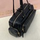380 MiuMi25ss early spring models locomotive bag hot in the early spring models are really too grassy to continue the last season's unruly rebellious girl is also elegant retro bag using the top imported calfskin leather smooth and delicate soft sheepskin