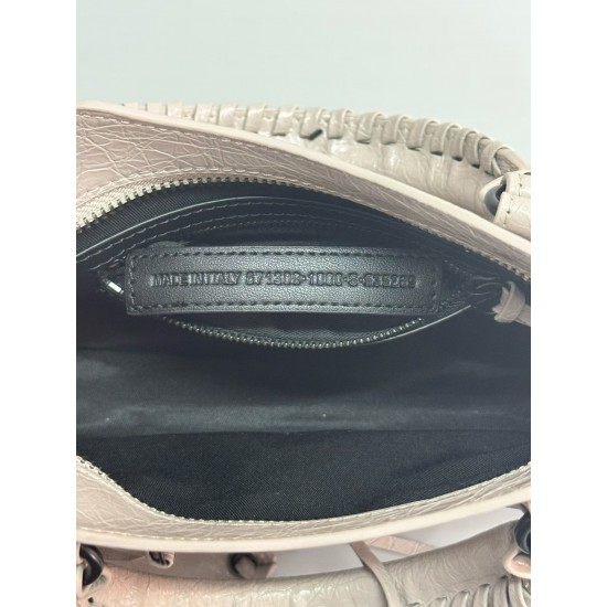 360 Upgraded Small Milk Tea New Le City Biker Bag A classic reinterpreted The return of the iconic BALENCIAGA Le City, first introduced in 2000 The reintroduced Le City is crafted in luxurious Arena leather emphasizing vintage detailing including the orig