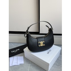 360 AVA moon bag black calf leather lining anti-brushed cowhide hardware using pairs of zp real thick gold plating technology crescent moon bag type with triumphal arch large gold buckle embellishment simple hundred with a sense of high class pull full te