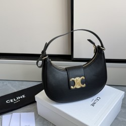 360 AVA moon bag black calf leather lining anti-brushed cowhide hardware using pairs of zp real thick gold plating technology crescent moon bag type with triumphal arch large gold buckle embellishment simple hundred with a sense of high class pull full te