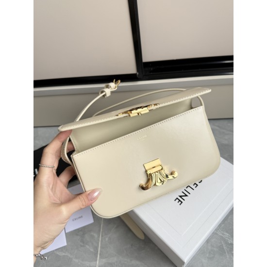 360 Triumph underarm bag milkshake white classic style versatile king hardware using the pair of zp real thick gold plating technology head layer calfskin shaping while maintaining the feel with the picture package size 2051154cm