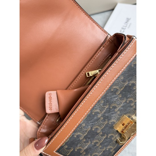 Real gold Triumphal Arch trumpet old flowers popping models to attack hardware using on zp real thick gold plating technology custom calfskin material texture full of points low-key luxury retro style closed eyes into how can not be wrong choice with the 