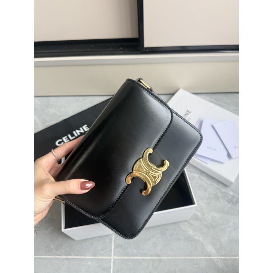 Real gold Triumph small black burst models to come hardware using the zp real thick gold plating technology customized calfskin material texture full of points low-key luxury retro style closed eyes into how can not be wrong choice with the picture packag