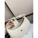 360 AVA moon bag white calf leather lining anti-brushed cowhide hardware using the pair of zp real thick gold plating technology crescent moon bag type with triumphal arch large gold buckle embellishment simple hundred with a sense of high class pull full