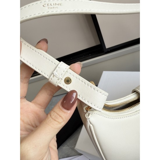 360 AVA moon bag white calf leather lining anti-brushed cowhide hardware using the pair of zp real thick gold plating technology crescent moon bag type with triumphal arch large gold buckle embellishment simple hundred with a sense of high class pull full