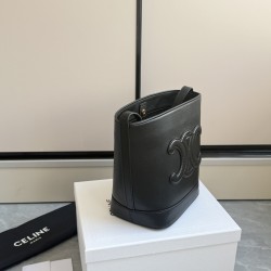 360 cuir bucket bag black Arc de Triomphe embossed full leather crossbody bucket understated simplicity casual small style belongs to the more you look the more you like the model of the classic cowhide leather texture superb with the picture package size