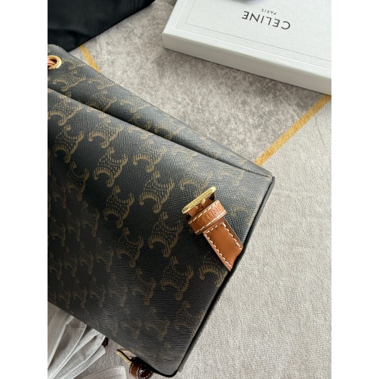 420 Arc de Triomphe backpack old flower pvc with head layer cowhide texture superb stars interpretation of the new BONNIE small shoulder backpack charm super small and lovely body exquisite and practical logo for the Arc de Triomphe logo to add a sense of