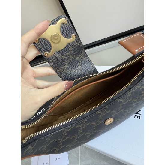 360 AVA moon bag old flower head layer cowhide lining anti-brushed cowhide hardware using the pair of zp real thick gold plating technology crescent moon bag type with triumphal arch large gold buckle embellishment simple versatile senior sense of pull fu