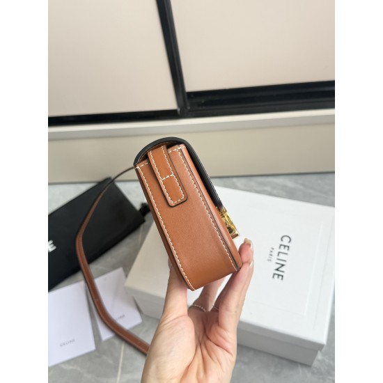 360 Triumph armpit bag plain brown classic style versatile king hardware using the pair of zp real thick gold plating technology head layer calf leather shaping while maintaining the feel with the picture package size 2051154cm