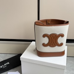 360 cuir bucket bag canvas Arc de Triomphe embossed full leather crossbody bucket understated simplicity casual small style belongs to the more you look the more you like the model of classic cowhide texture superb with the picture package size 222413cm