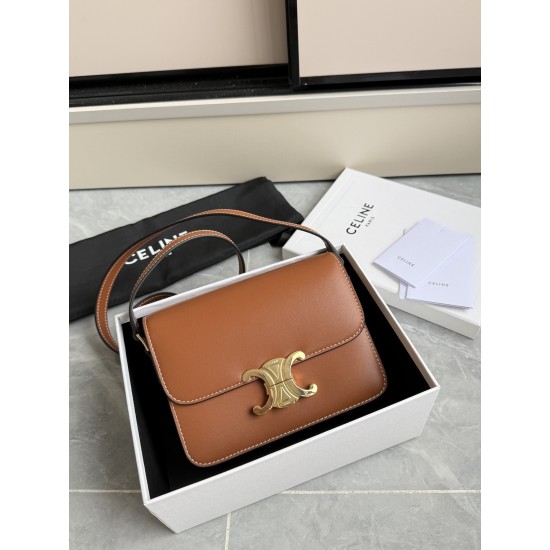 Genuine gold Triumph small plain brown popping models to attack hardware using to zp real thick gold plating technology custom calfskin material texture full of low-key luxury retro style closed eyes into how can not be wrong choice with the picture packa