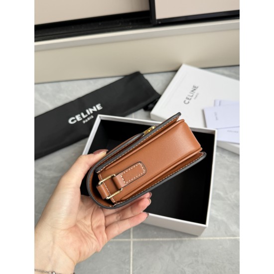 Genuine gold Triumph small plain brown popping models to attack hardware using to zp real thick gold plating technology custom calfskin material texture full of low-key luxury retro style closed eyes into how can not be wrong choice with the picture packa