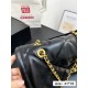 160 With Folding Box Size 4118Chanel Chanel 25k Flap Underarm Bag This bag combines all the classic elements of XiaoxiangLingguard Leather ChainDouble C LogoThe whole thing is very Nessy and fashionable3323