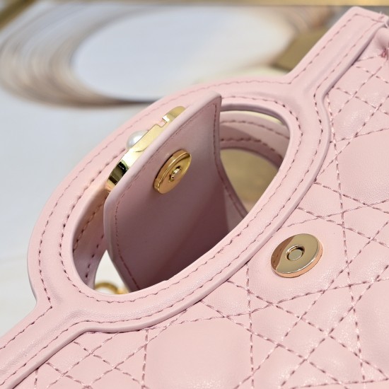 210 The Dior Jolie Top Handle Mini Chain Bag, new to the Early Spring 2016 Ready-to-Wear collection, is an elegant and sophisticated design crafted in creamy white sheepskin leather with rattan lattice flap embellished with a gold-tone metal CD logo and w