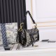 260Dior saddleOblique limited edition cd5501 embroidery blue D large size 255 x 20 x 65 cmBe a classic with classicsFashion is easy to pass away and classics will always existFashion is a cycleSaddle bags have witnessed the birth of the IT Bag to the Anti
