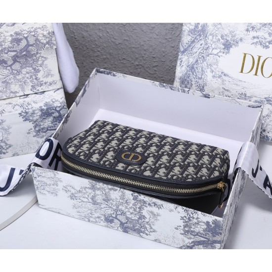 Alphabet models 180 Dior oblique old flower makeup bag clutch bag capacity need not be said la girls out of the travel have to have such a storage wow 23x17x9cm Model CD8787