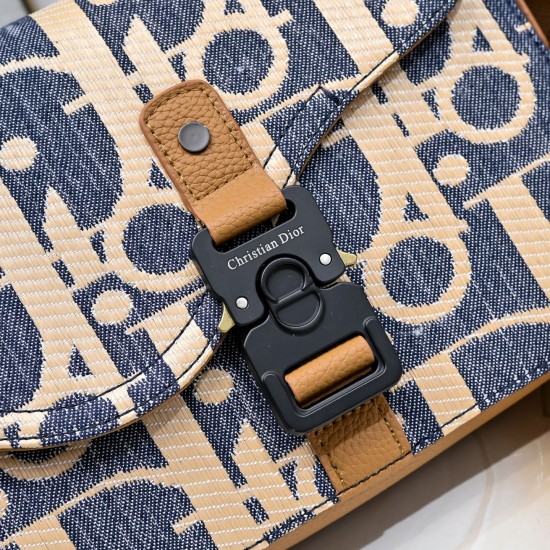 NEW SHIPPING 260 ORIGINAL BLUE FABRIC FEATURED TOP OF THE LINE WITH LEATHER ORIGINAL This mini saddle messenger bag is smart and stylish, crafted in black grained cowhide leather with a flap closure and the DIOR logo to emphasize the sophistication and ch
