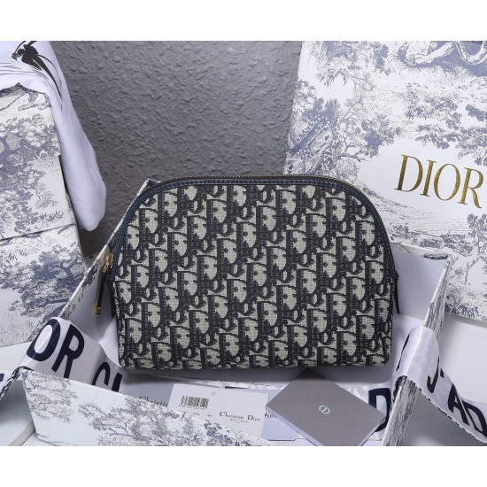 170 Dior oblique old flower cosmetic bag handbag bag capacity needless to say la girls out of the travel all have to have such a storage wow 23x17x9cm model CD8686