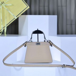 360 model 33208 the iconic peekaboo iseeu ideal compact handbag is hand stitched with 306 stitches in the same color with large bright threads representing traditional selleria craftsmanship in a selection of dove grey cuoio romano leather with signature 