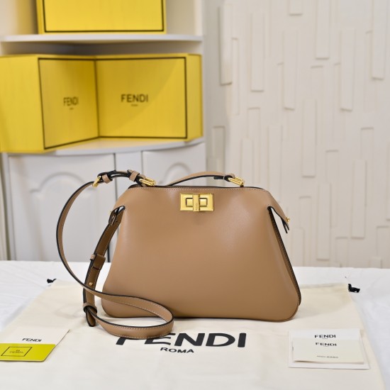 270 Model 8803 Plus Chain Plus 30 Trumpet Handbag Latest Organ Pleat Shape Full Leather Hand Feel Fine Hard Details Exquisite to the point Both compartments can be opened on both sides of the full capacity is also very stylish High-value and practicality 