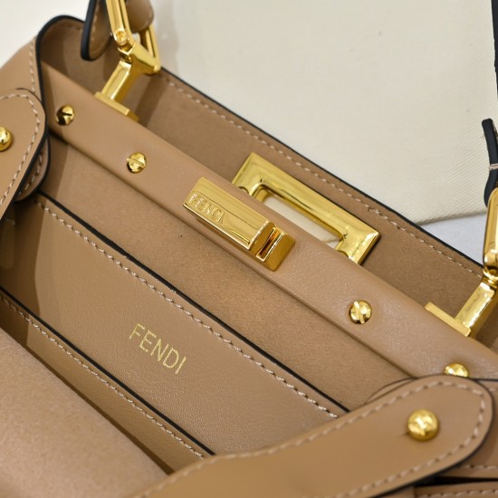 270 Model 8803 Plus Chain Plus 30 Trumpet Handbag Latest Organ Pleat Shape Full Leather Hand Feel Fine Hard Details Exquisite to the point Both compartments can be opened on both sides of the full capacity is also very stylish High-value and practicality 