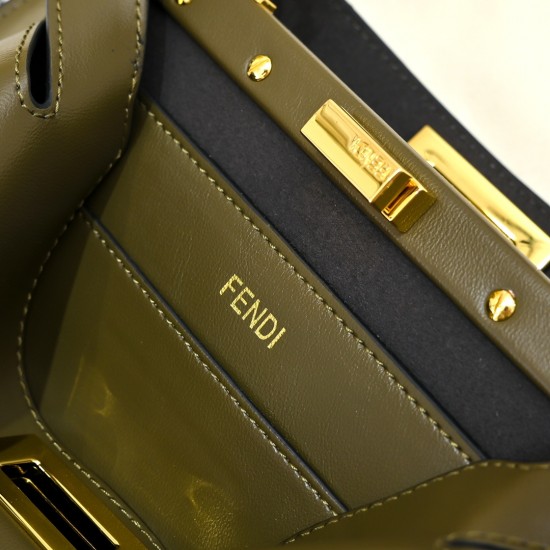 270 model 8803 plus chain plus 30 small small handbag latest organ pleat shape full leather feel delicate hard details exquisite in place both side compartments can be opened full capacity is also very stylish high value and practicality is completely bal