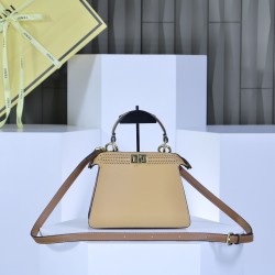 360 model 33208 the iconic peekaboo iseeu ideal compact handbag is hand stitched with 306 stitches in the same color with large bright threads representing traditional selleria craftsmanship in a selection of dove grey cuoio romano leather with signature 