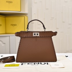 250 model 3361 the latest Peekalboo macaroon hand-sewn kitten bag glittering people love the powerful Peekaboo series has a new baby bag with a full of diamonds back super much this PeekabooPetite small and compact but not at all waste cell phone wallet m