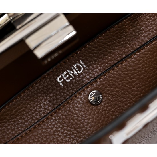 250 model 3361 the latest Peekalboo macaroon hand-sewn kitten bag glittering people love the powerful Peekaboo series has a new baby bag with a full of diamonds back super much this PeekabooPetite small and compact but not at all waste cell phone wallet m